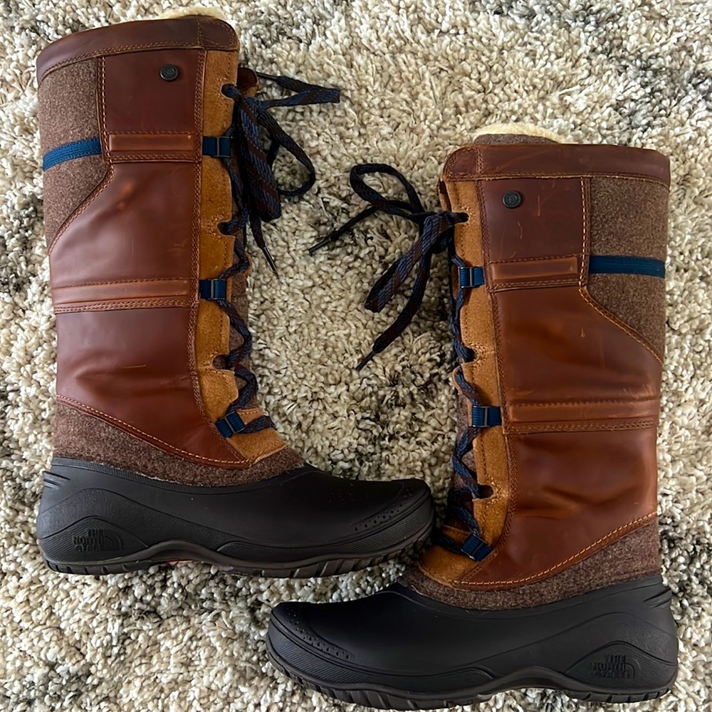 North Face Shellista IV boot, carafe brown color, size 9, excellent condition!